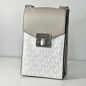 Michael Kors Rose Phone Crossbody